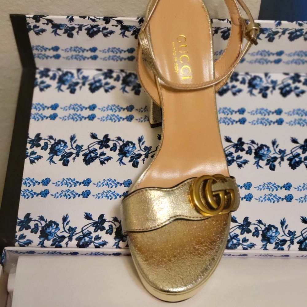 GG gold Sandals